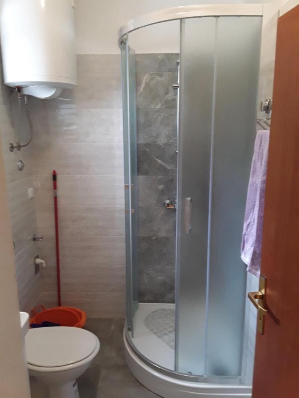 Apartments Frane-20M From Beach Barbat na Rabu Eksteriør billede