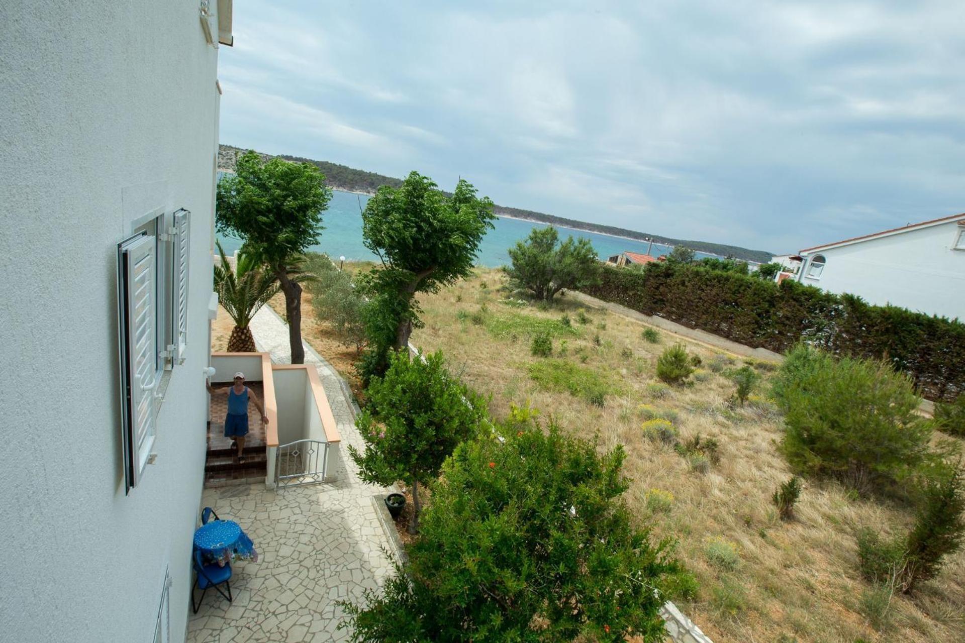 Apartments Frane-20M From Beach Barbat na Rabu Eksteriør billede