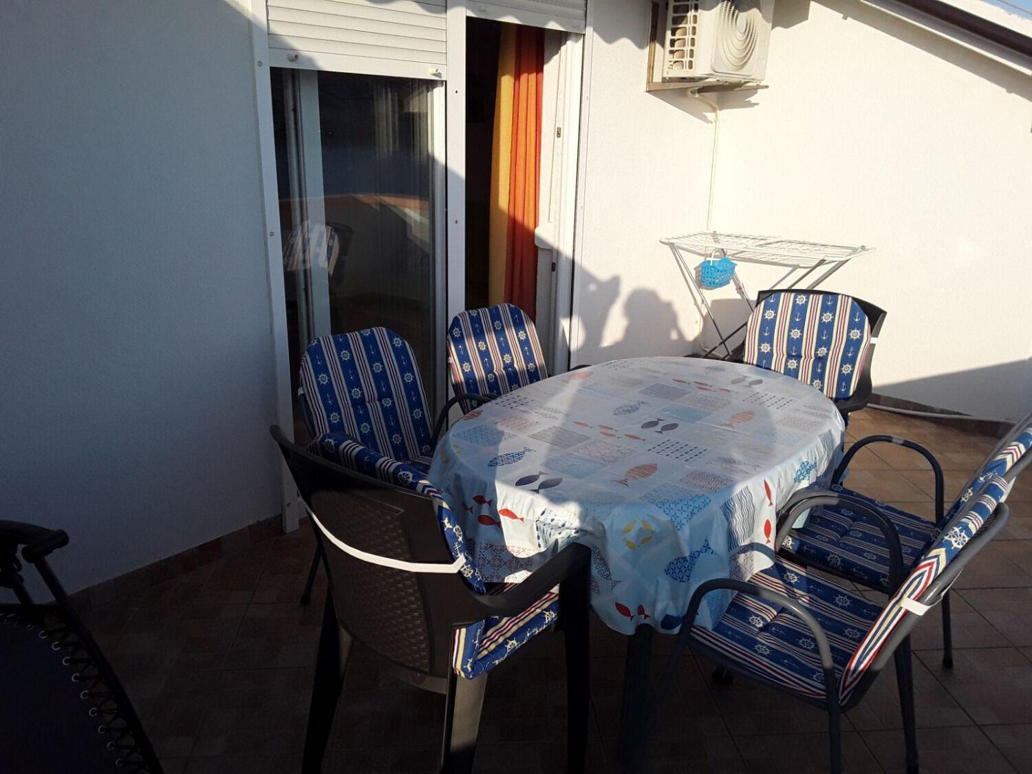 Apartments Frane-20M From Beach Barbat na Rabu Eksteriør billede