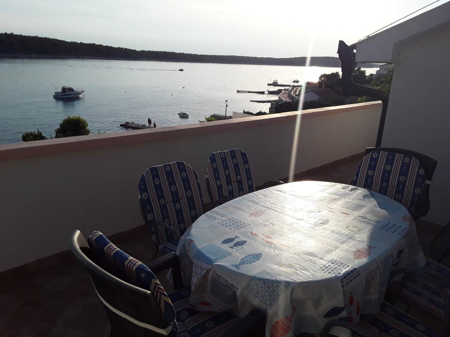 Apartments Frane-20M From Beach Barbat na Rabu Eksteriør billede